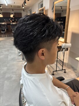 シーフ 千葉(Cyf) フェザーショート/刈り上げショート/ツーブロック/千葉駅/保立