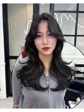 メゾンハル(Maison HALU) ふわっと巻いて映える韓国ヘア