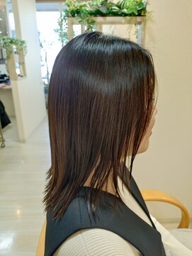 美容室 ジョイフル&well1. タッセルカット