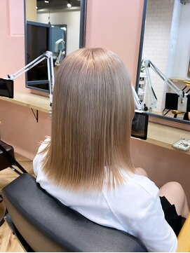 オーガニック リブ 川越(organic+live) 20代ボブミルクティーベージュ◎透明感×小顔効果