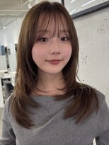 アビー(ABBEY)&nbsp;レイヤーカットハッシュカットフェイスレイヤーシースルーバング