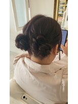 クィーンズ ゆるふわツインアレンジ