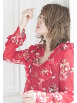 シャンプー 本店(SHAMPOO) 甘さと抜け感の絶妙バランス!胸キュンミディ