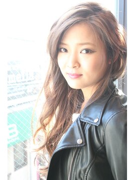 テラスグレース 横浜(TERRACE GRACE) 柔ウェーブのオシャレ感アップヘア