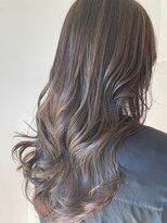 クム(QUMU)&nbsp;くすみブラウンカラー＋レイヤーカット