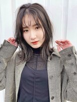 ロマーリ(LOMARLIE)&nbsp;切りっぱなしスタイルニュアンス巻き_似合わせスタイリング