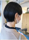 ショートボブ