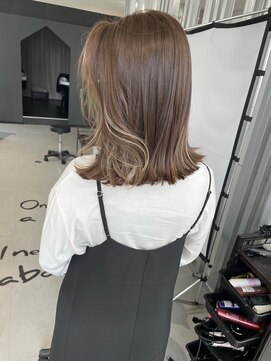 キング 枚方店(K!ng) 【枚方、高槻、梅田】髪質改善/ポイントカラー