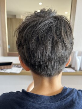 トレシュ(tres) お子様カット