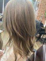 シード(Syead)&nbsp;ミルクティーベージュ×レイヤーミディアム☆