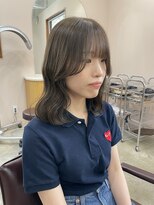 キュオンシア(CUEON. ciea)&nbsp;オリーブベージュ×透明感