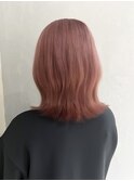 ピンクベージュ