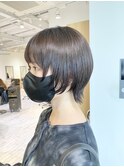 斜めバングショートウルフ・メルティカラー