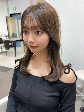 お顔周りカット/グレージュカラー