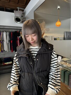 ニュード(niud) smoky beige