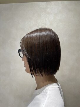 ジャパンデザイナーズアカデミー 切りっぱなしボブ