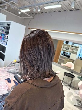 ブリーチ(bleach) ミディアムボブ