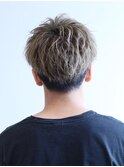 ハイミルクティーグレージュショート（ツーブロック刈り上げ）