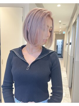リノ(RLINO) 【名古屋、栄】ボブカット/ミルクティーベージュ