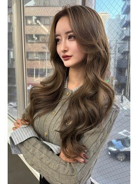 ランズ(LANDS) くすみベージュ　レイヤーカット 【韓国ヘア 大阪 梅田】