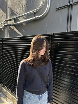 アオ ミナミアオヤマ(Ao. minami aoyama) 似合わせレイヤー／顔周りレイヤー/レイヤー/ミディアムレイヤー