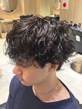 レボ 片町店(Revo) 大人気!シャドウパーマ!