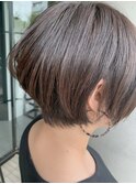 耳出しショートボブ★