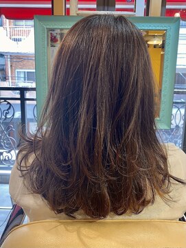 ガレージヘア(GARAGE HAIR) 大人かわいいエアリーセミロング