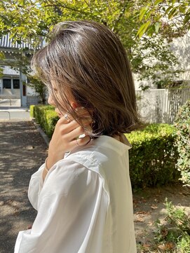 ジルチ ヘアー(Zilch hair) くせ毛を活かしたショートカット／脱縮毛矯正/脱白髪染め