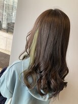 アヴァンティ ヘアーアンドスパ(avanti hair&spa) オリーブブラウン×インナーカラー