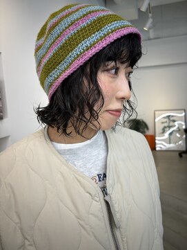 シカ(sica) bob × spiral perm