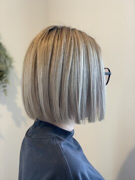 アジュール(azure) ミニボブ