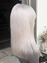 エイル 江坂(Eir)&nbsp;【ケアブリーチ】【ブリーチ】【トリートメント】【髪質改善】