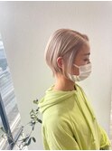 ハイトーンベージュ