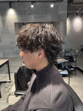 スタッド 松戸(stud. Men‘s) 波巻きパーマ×ウルフマッシュ