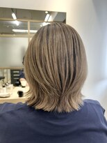 トッカ ヘアアンドトリートメント 大宮店(tocca)&nbsp;【脱白髪染め】おしゃれな大人はバレイヤージュで白髪をぼかす！