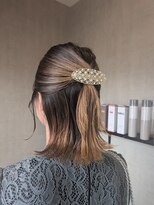 トリコ(ToricO)&nbsp;外ハネハーフアップ