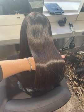 エイト 梅田店(EIGHT umeda) カフェラテブラウン