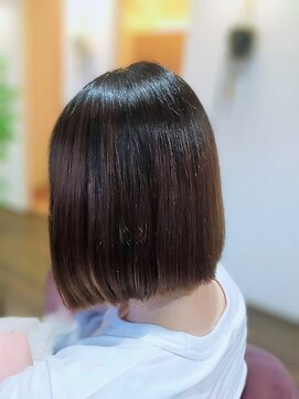 アイプロ 金山(iPro) 自然なボブ縮毛矯正