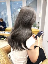 ティエラ 原宿 表参道(Tierra) 【関日葉里】オリーブグレージュ