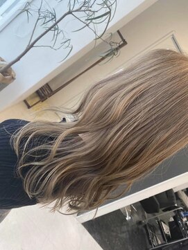 カフネ(KAHUNE) ミルクティーベージュ