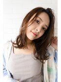 Sungoose カーキグレージュ大人かわいいフェザーバング
