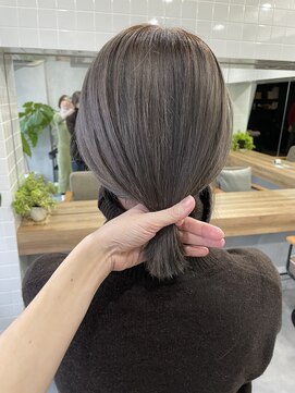 ティティ(TiTi) 卒業式カラーでもおすすめ！[TiTi_栗林れい]