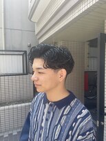 ウェルネス(Wellness) スキンフェードツイストスパイラルセンターパートサイドパート8