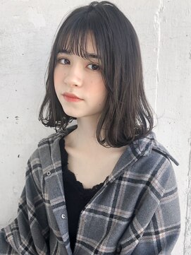 ルティア(Lutia) 透明感抜群！グレージュカラー