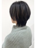 ショートウルフにハイライト