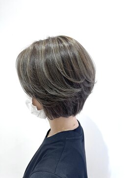クオレア(CUOREA) ショートボブ×ナチュラルコントラストハイライト