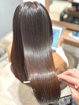 クララ バイ マニスオブヘアー(CLALA by Manis of hair) 絹髪/髪質改善/ヒト幹細胞髪質改善トリートメント/美髪/艶髪