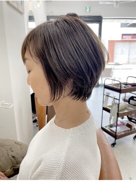 ティエル(TieLu) 都内大人気スタイル×くびれショート×グレージュ