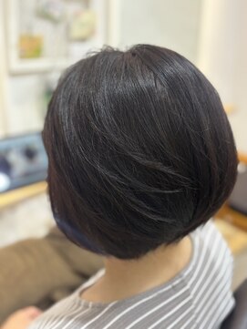 リベーヌプラス 30代40代50代60代　小顔ショートボブ 丸みショートカット　1C